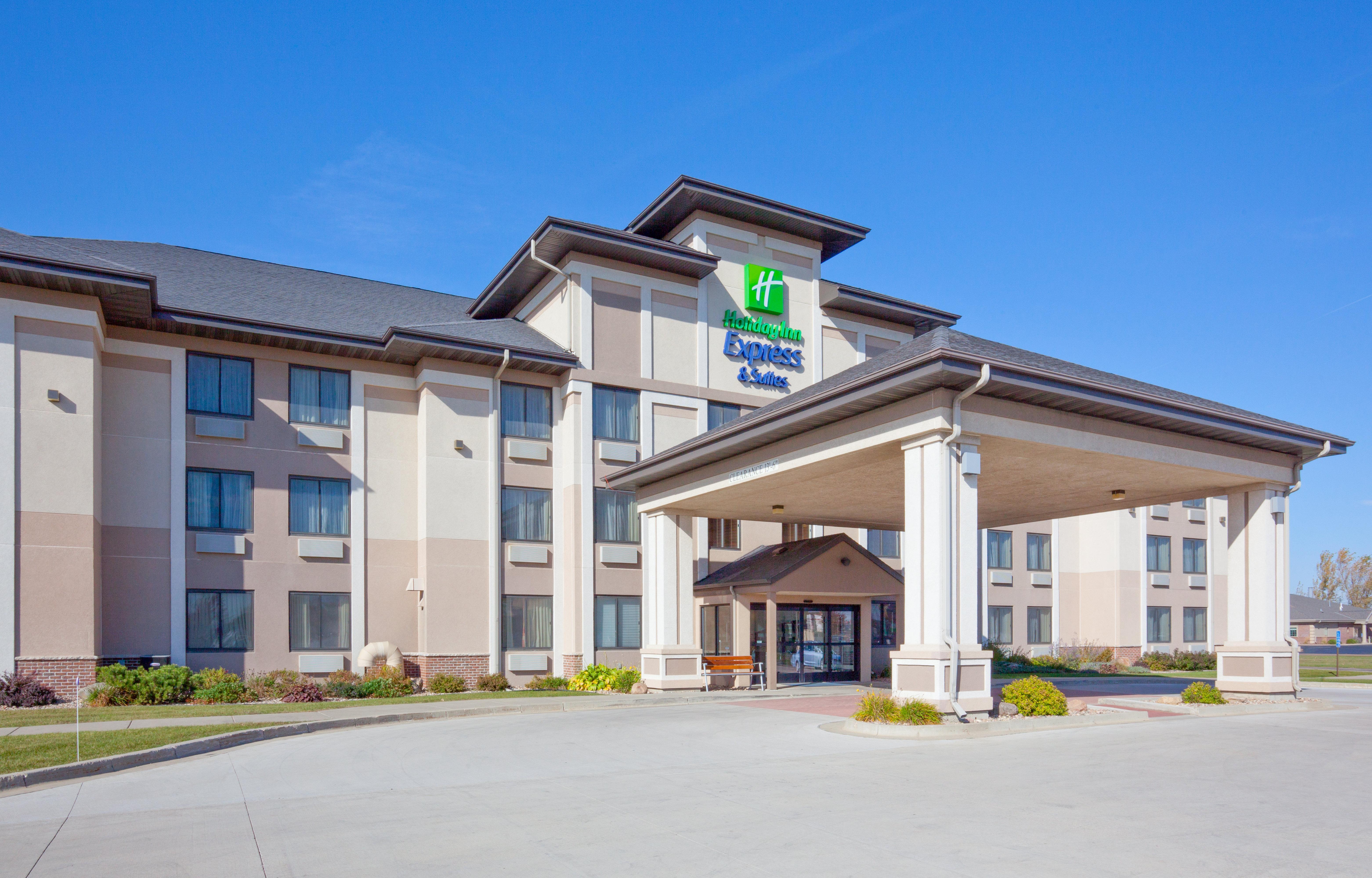 Holiday Inn Express & Suites - Worthington By Ihg Екстер'єр фото