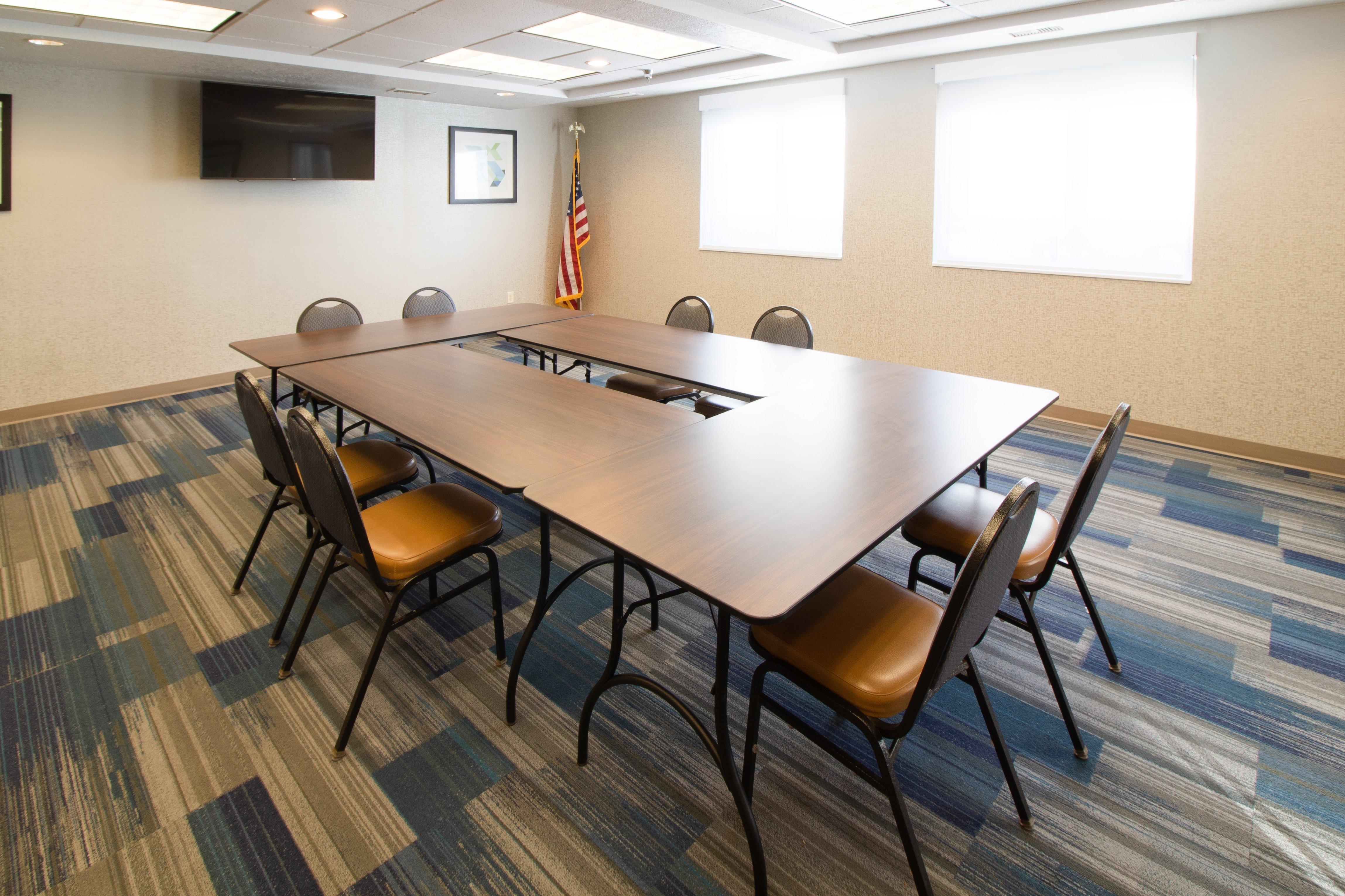 Holiday Inn Express & Suites - Worthington By Ihg Екстер'єр фото