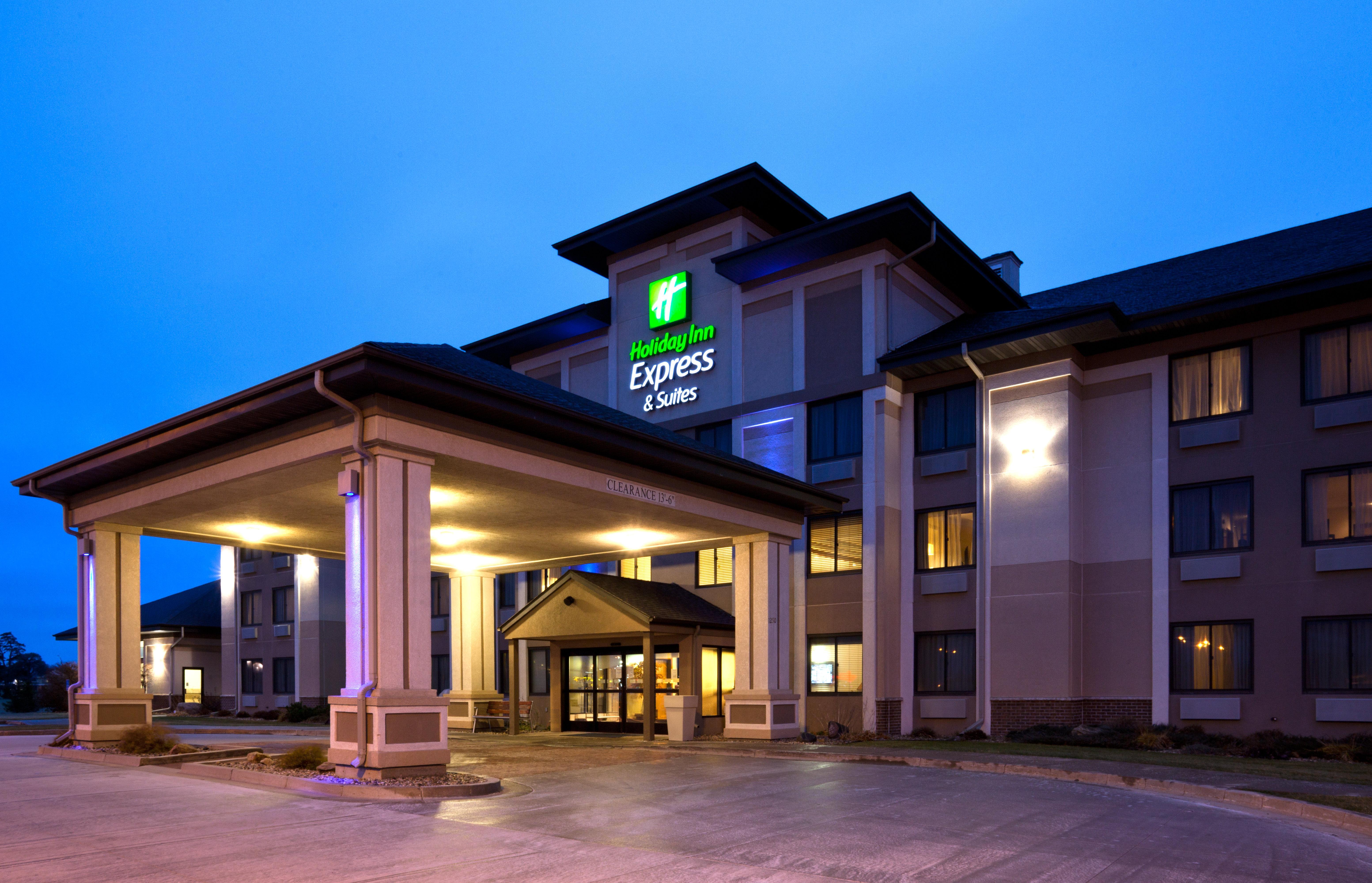 Holiday Inn Express & Suites - Worthington By Ihg Екстер'єр фото